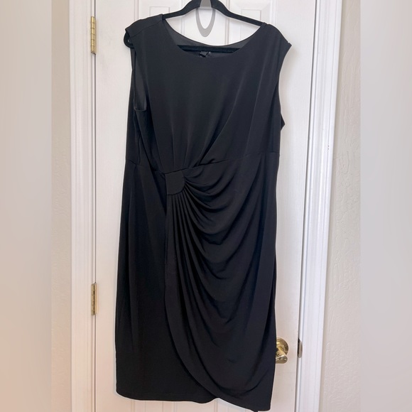 Black Sheath Side Draped Dress Sleeveless size 20 - Picture 3 of 5